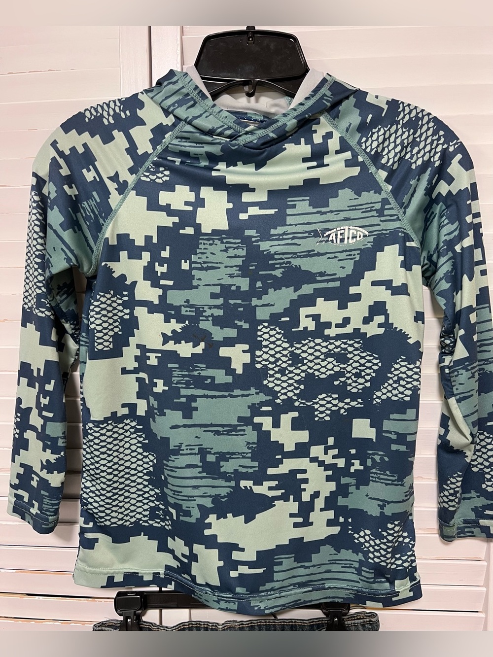 AFTCO Kids' Hooded Camo Rash Guard - Teal and Navy Youth Small (6/7)